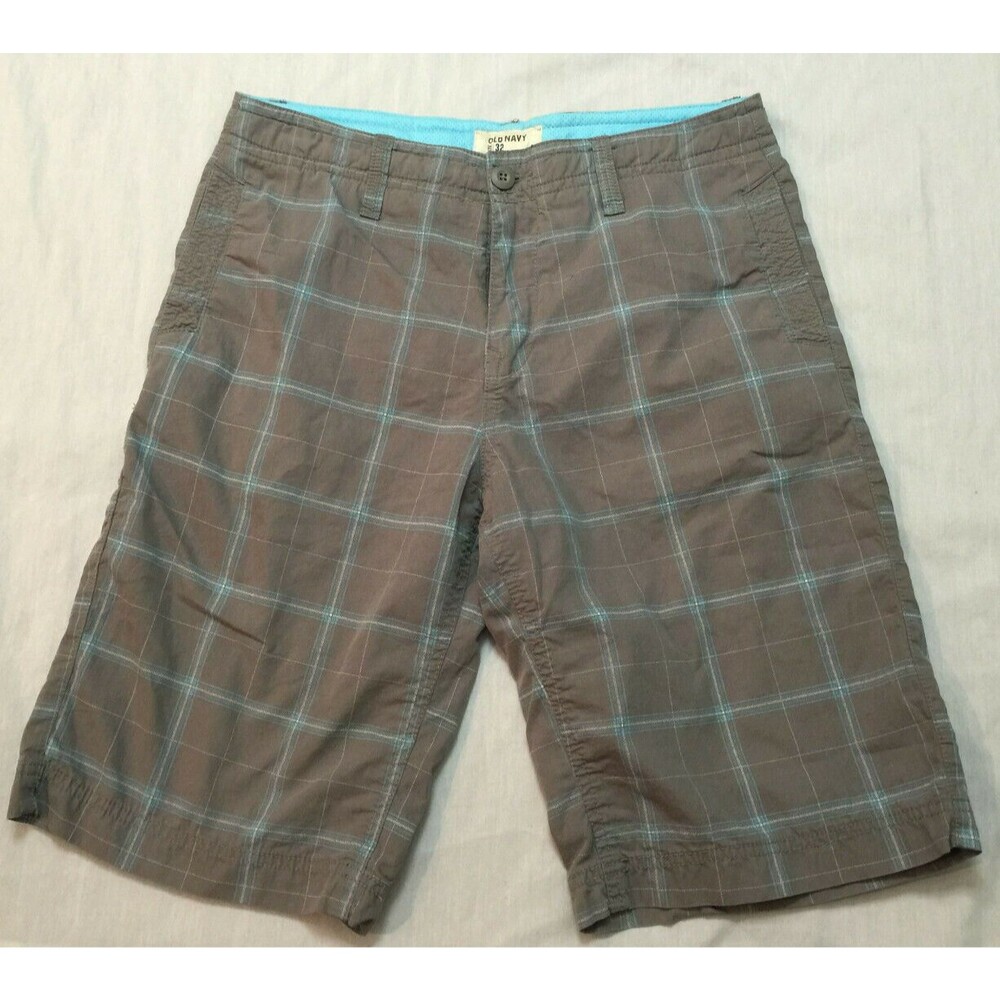 OLD NAVY MENS SHORTS SIZE 32